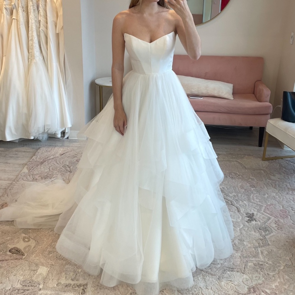 NEW WEDDING DRESS Martina Liana 1465